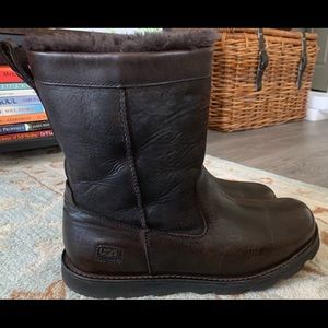 UGG Brown Leather Lined boots